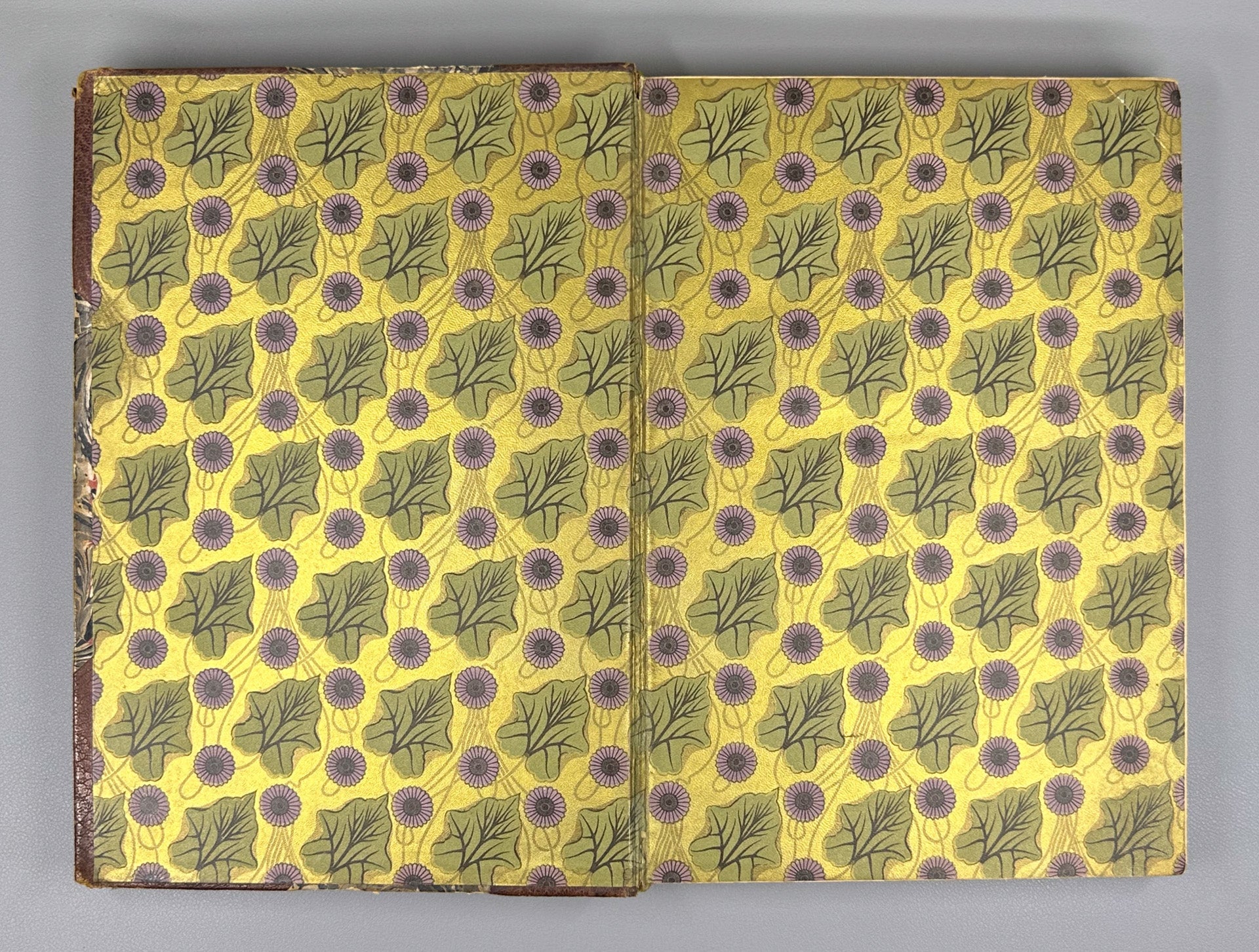 [No. 534] Flaubert, G. Salammbô. Illustrations by Georges Rochegrosse. In 2 Volumes. Paris: A. Ferroud, 1900. In French.