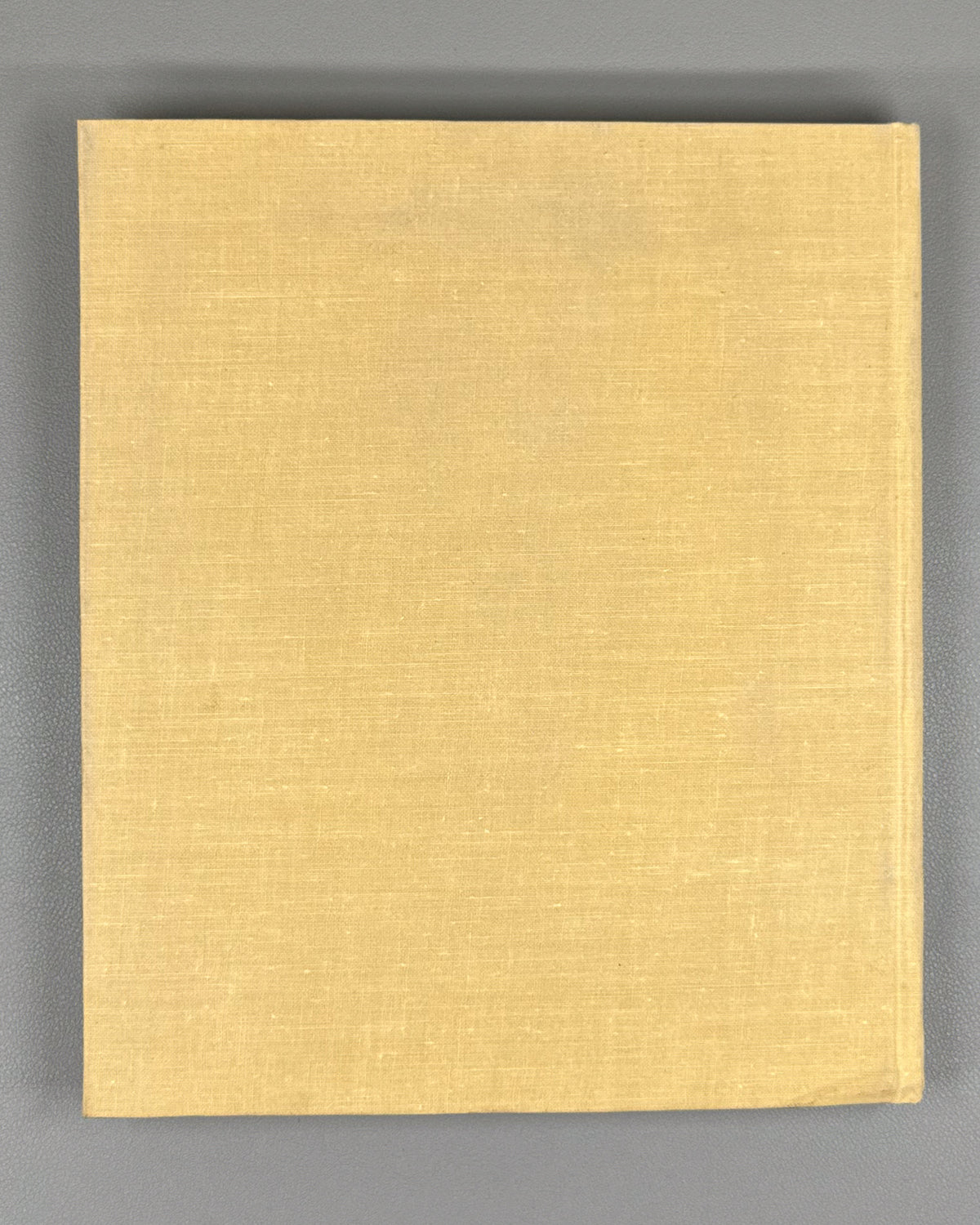 Roustaveli, Chota. Le Chevalier a la Peau de Tigre (Vepkhist'q'aosani). Translated from the Georgian, with an introduction and notes, by S. Tsouladze. Illustrated by S. Kobouladze, 1966. In French.