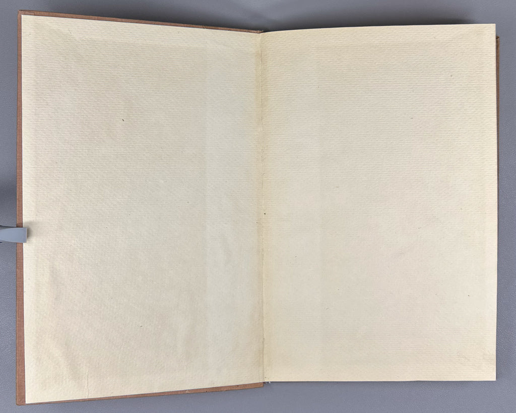 [First monograph on the subject in Russian] Pavlov, V. Sculptural Portrait in Ancient Egypt (Skul'pturnyi portret v drevnem Egipte). First edition, 1937. In Russian.