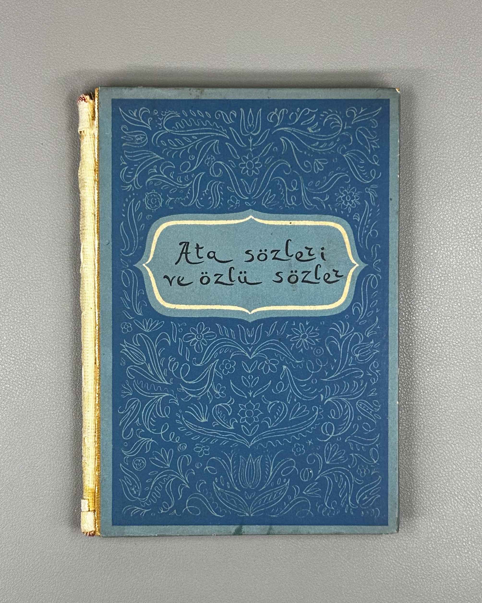 Turkish Folk Proverbs (Ata sözleri ve özlü sözler) / compiled by Y. Kerimof and B. Şişmanoğlu. Sofia: Narodna Prosveta, 1960. In Turkish.