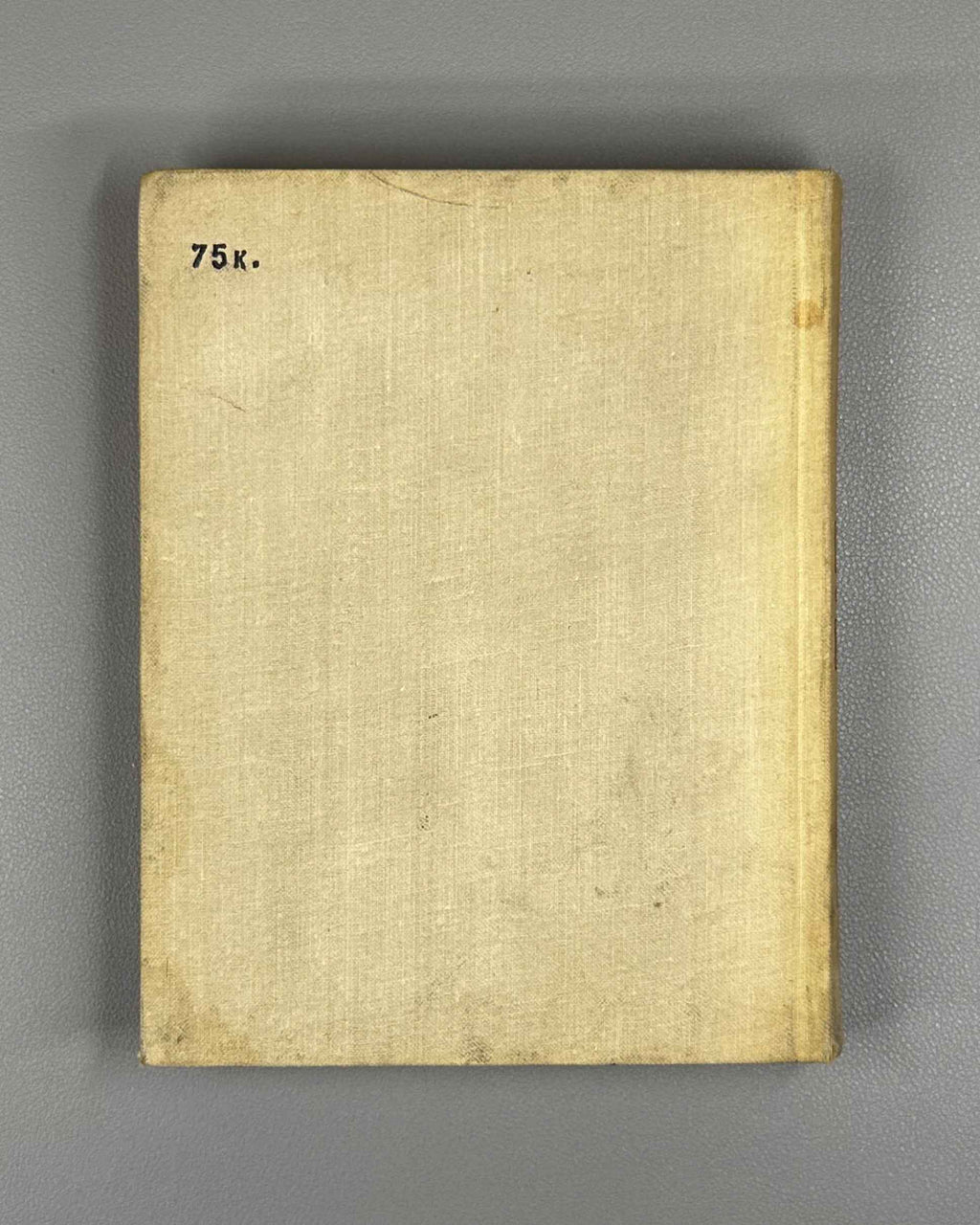 Hikmet, Nazim. Selected Poems 1921-1961 (Izbrannye stikhi 1921-1961). First edition of this compilation, 1962. In Russian.