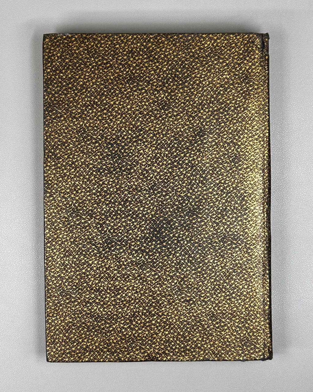 Saadi, Muslih al-Din. Bustan (Bustan / Бустан) / translated by K. Chaykin. Illustrated by N. Ushin. Academia, 1935. In Russian.