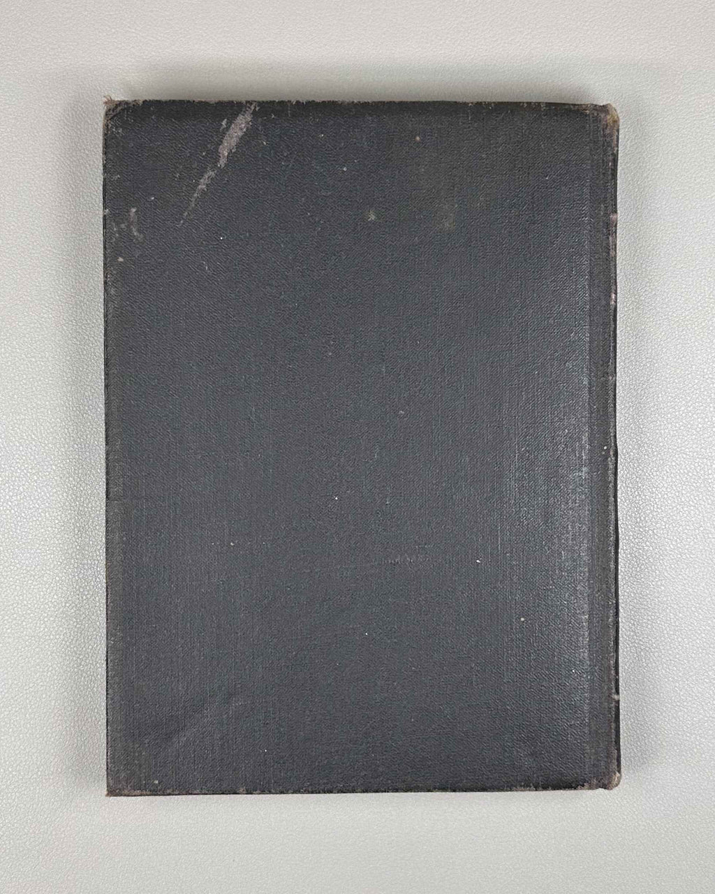 [Rare Sukhumi Mingrelian Edition] Rustaveli, Shota. The Knight in the Panther's Skin (Q'iloshi t'q'ebami / Vepkhist'q'aosani [megrul enaze]). Translated into Mingrelian by Gedevan Shanava. Sukhumi, 1991. In Mingrelian.