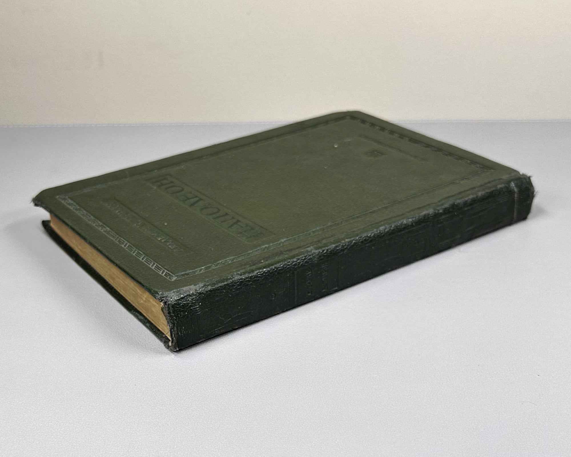 Tarle, E. Napoleon. 1939. In Russian.