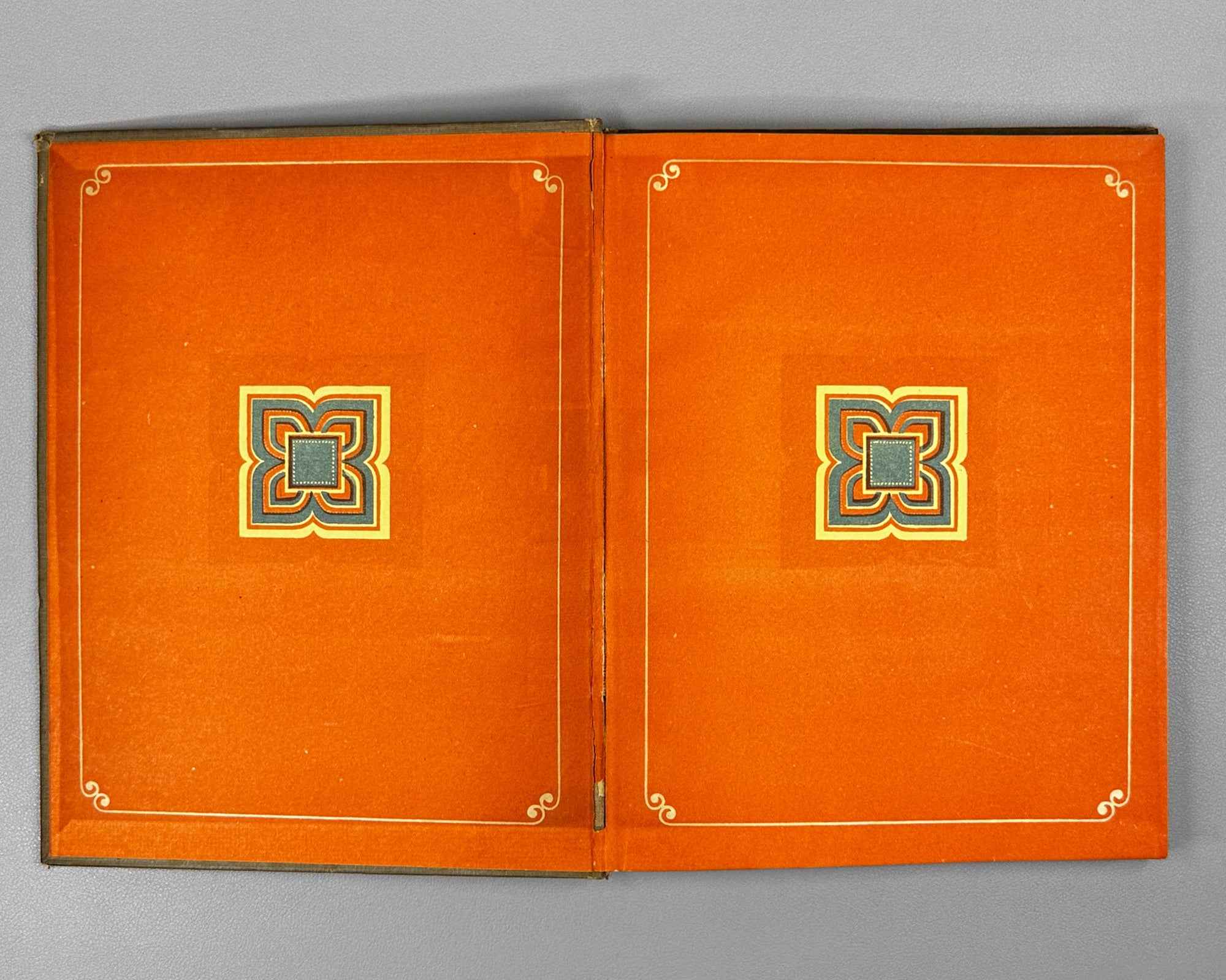 Lahuti, Abulqasem. Selected Poems (Izbrannye poemy). 1937. In Russian.