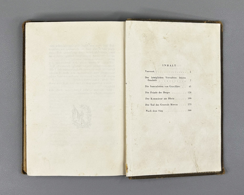 Bredel, Willi. Der Kommissar am Rhein. First edition. Moscow: Meshdunarodnaja Kniga, 1940. In German.