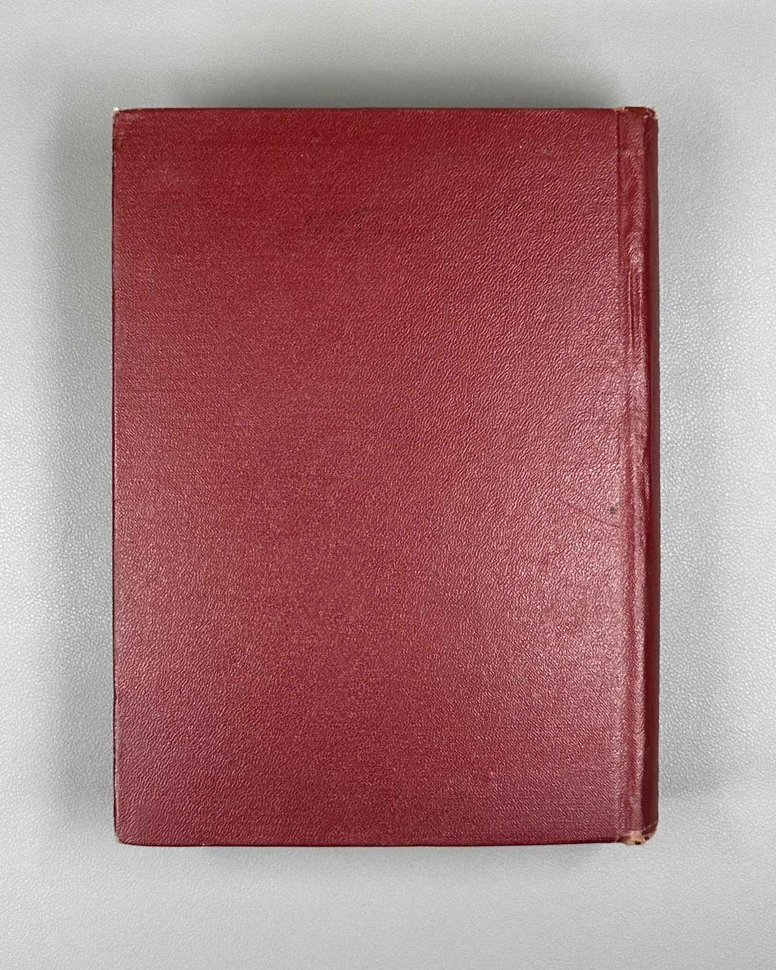 Catalogue of the I International Wine Competition (Katalog. I Mezhdunarodnyy konkurs vin). Tbilisi, 1966. In Russian and French.