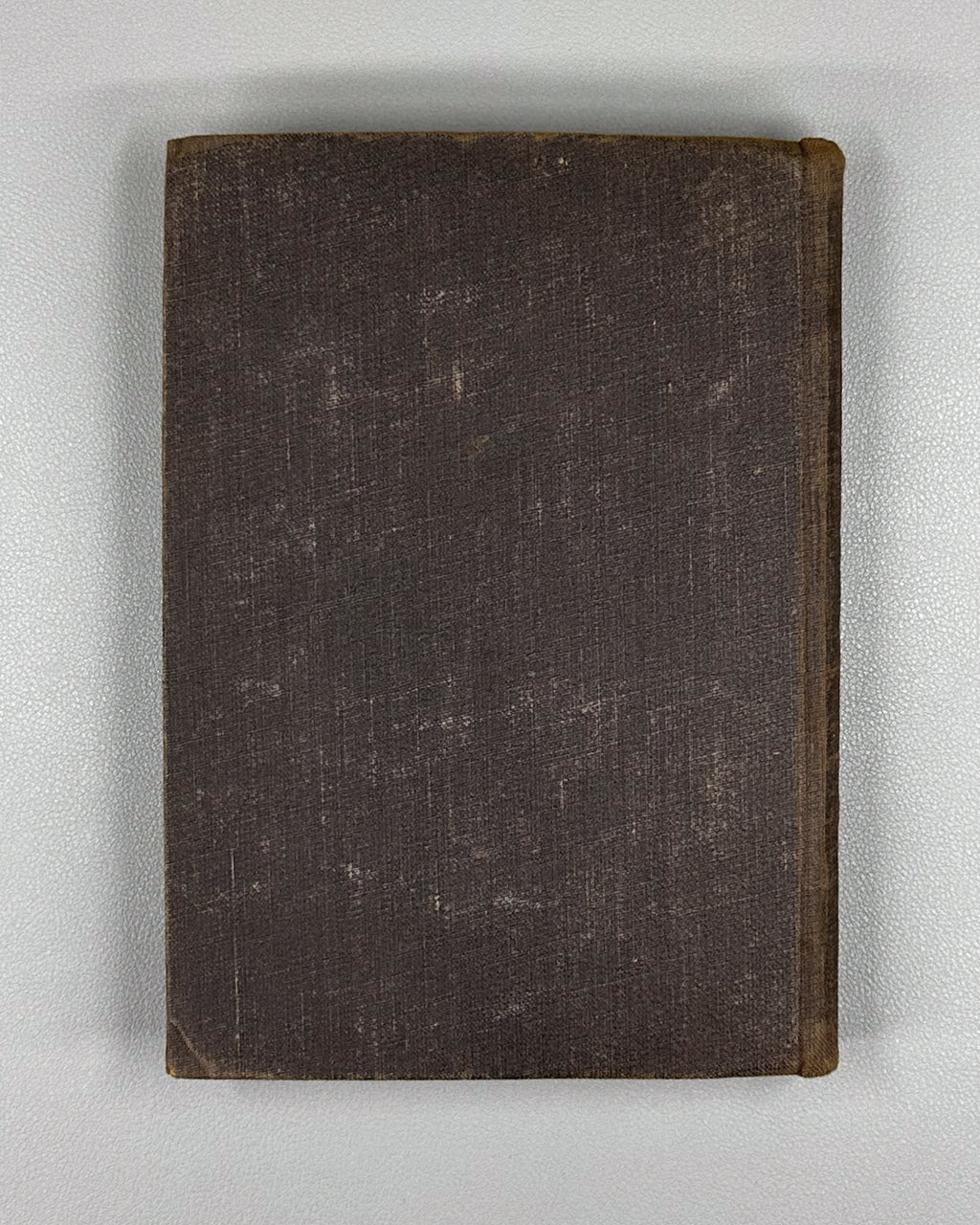 Chonkadze, Daniel. The Fortress of Surami (Suramis tsikhe). Federatsia, 1932. In Georgian