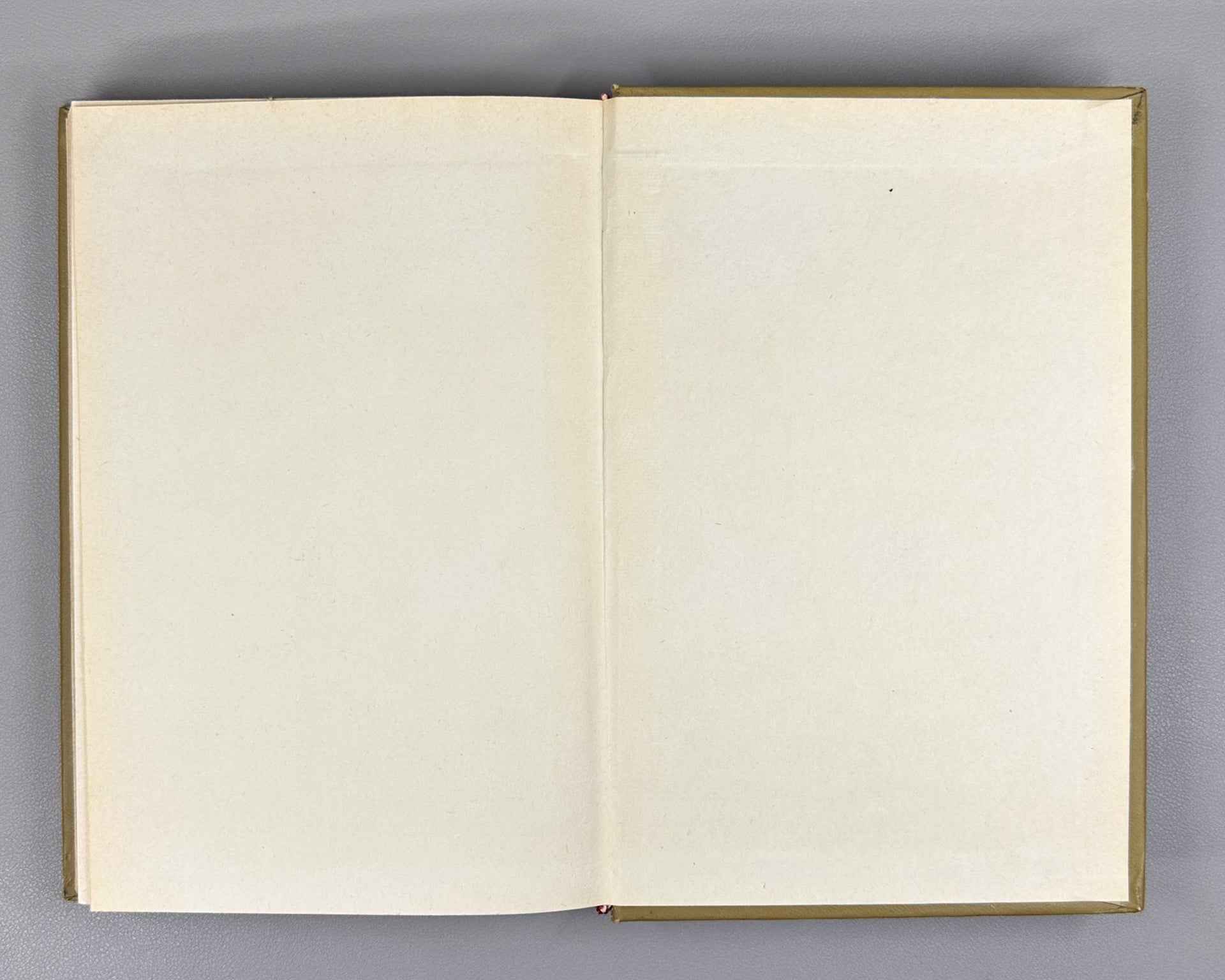 Zheltyakov, A. Press in the Socio-Political and Cultural Life of Turkey (1729–1908). Pechat v obshchestvenno-politicheskoy i kulturnoy zhizni Turtsii), 1972. In Russian