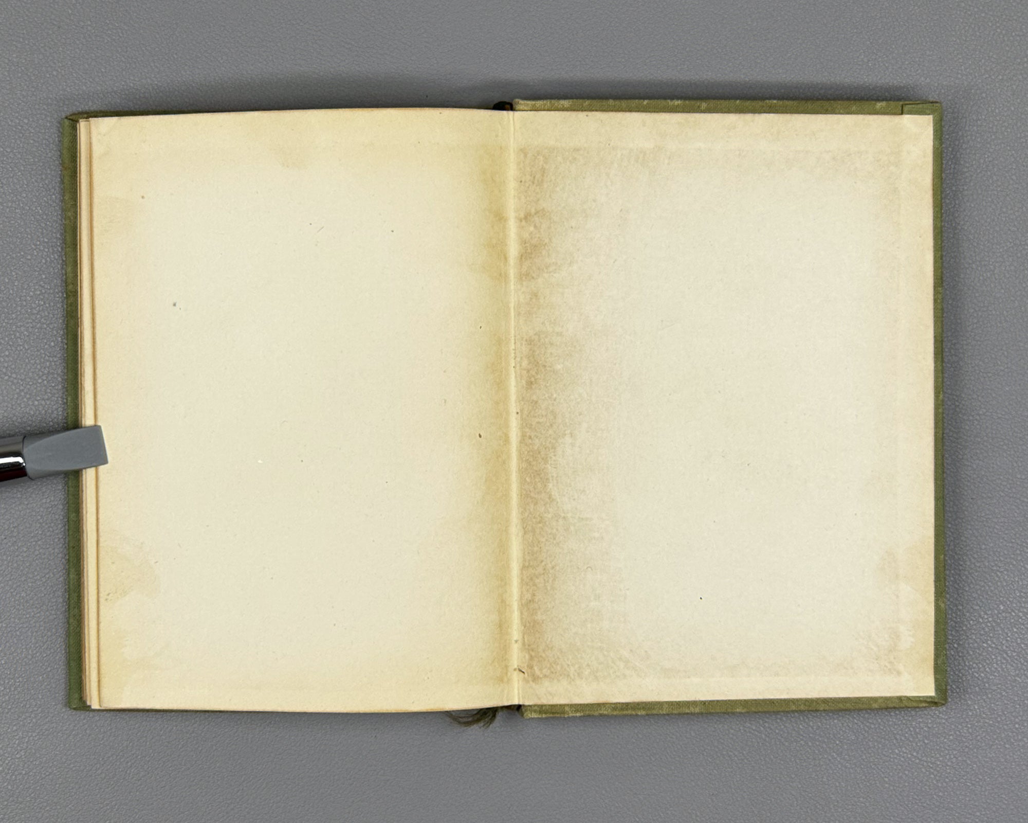 Jami, Nur al-Din Abd al-Rahman. Baharestan. Spring Garden (Bakharestan. Vesennii sad). First edition. Academia, 1935. In Russian and Persian