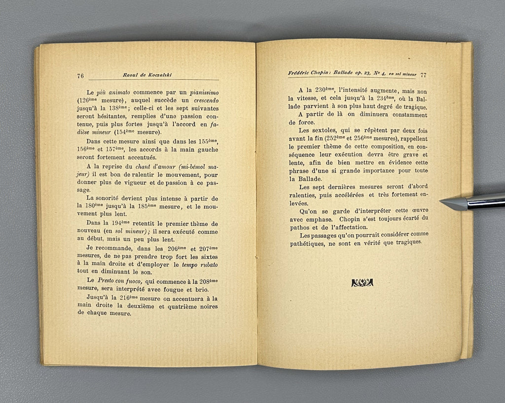 Koczalski, Raoul. Frédéric Chopin: Four Analytical Lectures Preceded by Biographical Notes as well as Essays on Chopin (Frédéric Chopin : quatre conférences analytiques...), 1913. In French.