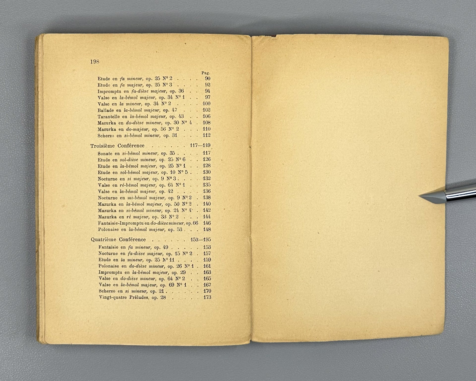 Koczalski, Raoul. Frédéric Chopin: Four Analytical Lectures Preceded by Biographical Notes as well as Essays on Chopin (Frédéric Chopin : quatre conférences analytiques...), 1913. In French.