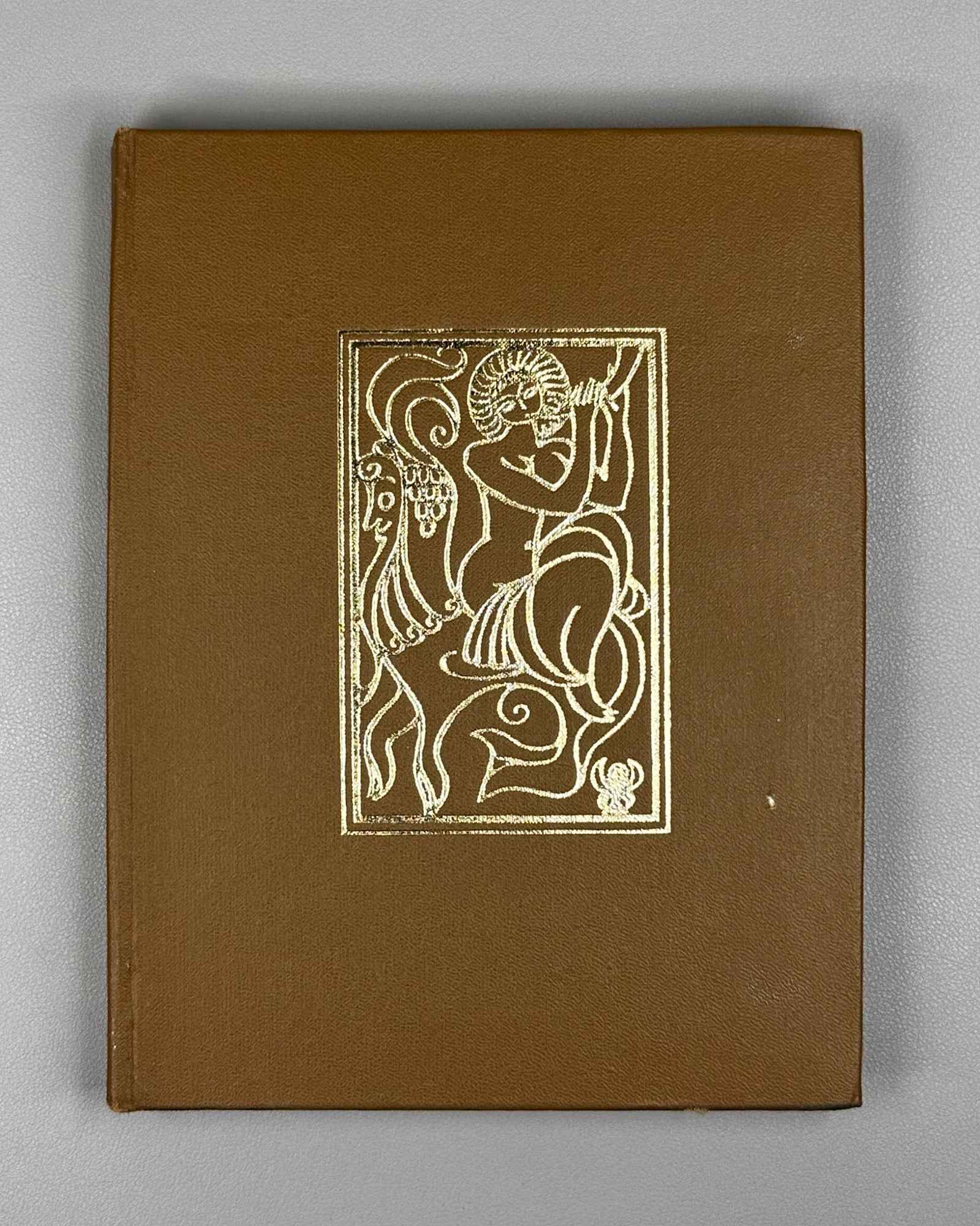 Georgian Folk Poetry: Selected (Kartuli khalkhuri poezia) / compiled by Al. Gomiashvili ; illustrated by Gulda Kaladze. 1975. In Georgian.