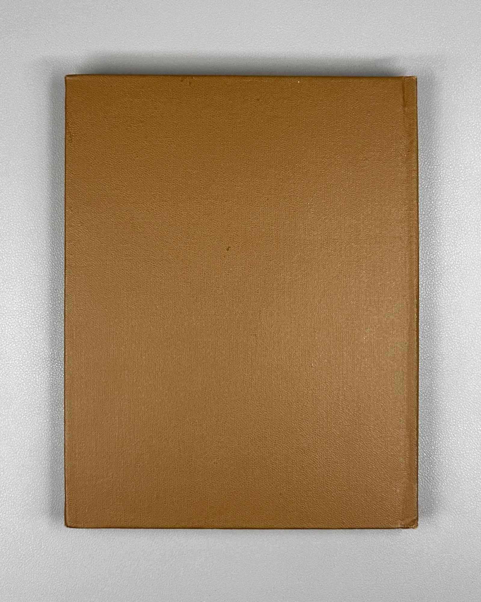 Georgian Folk Poetry: Selected (Kartuli khalkhuri poezia) / compiled by Al. Gomiashvili ; illustrated by Gulda Kaladze. 1975. In Georgian.