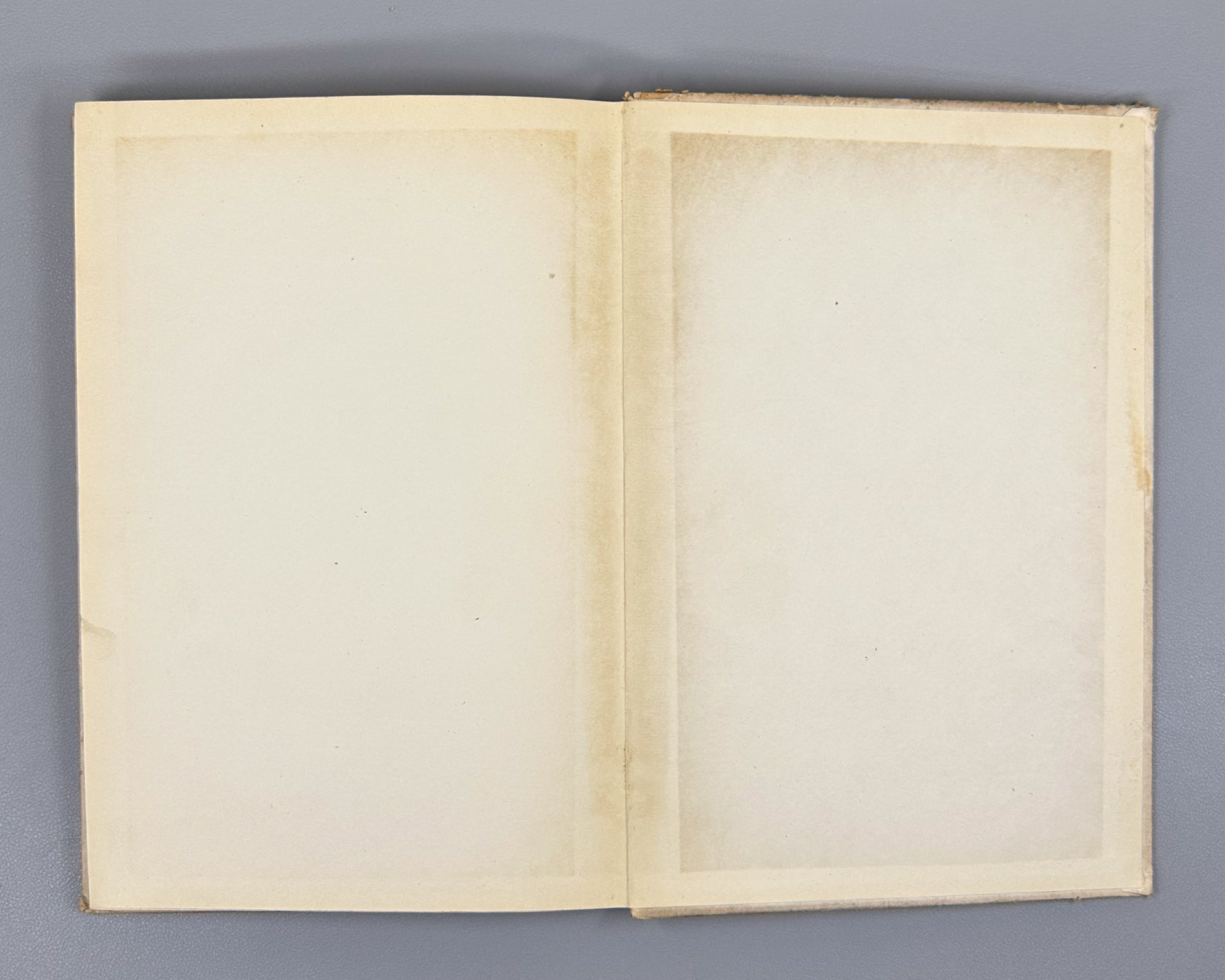 Mikhailov, A. V. I. Surikov: Artistic Heritage (V. I. Surikov. Khudozhestvennoye naslediye), 1935. In Russian.