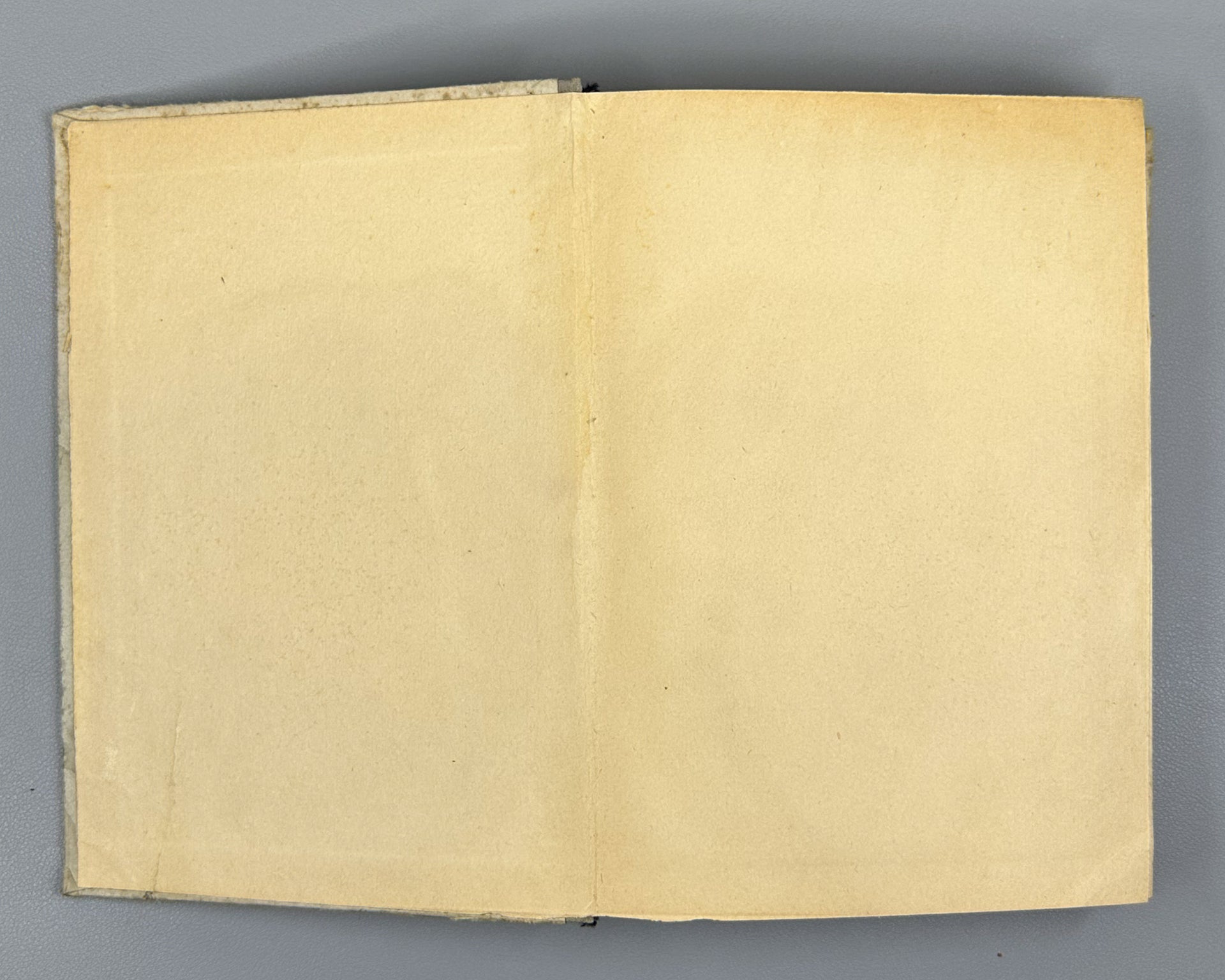 Petroleum Oils and Additives: Technical Requirements and Test Methods. Official Edition (Masla neftyanye i prisadki k nim), 1960. In Russian.