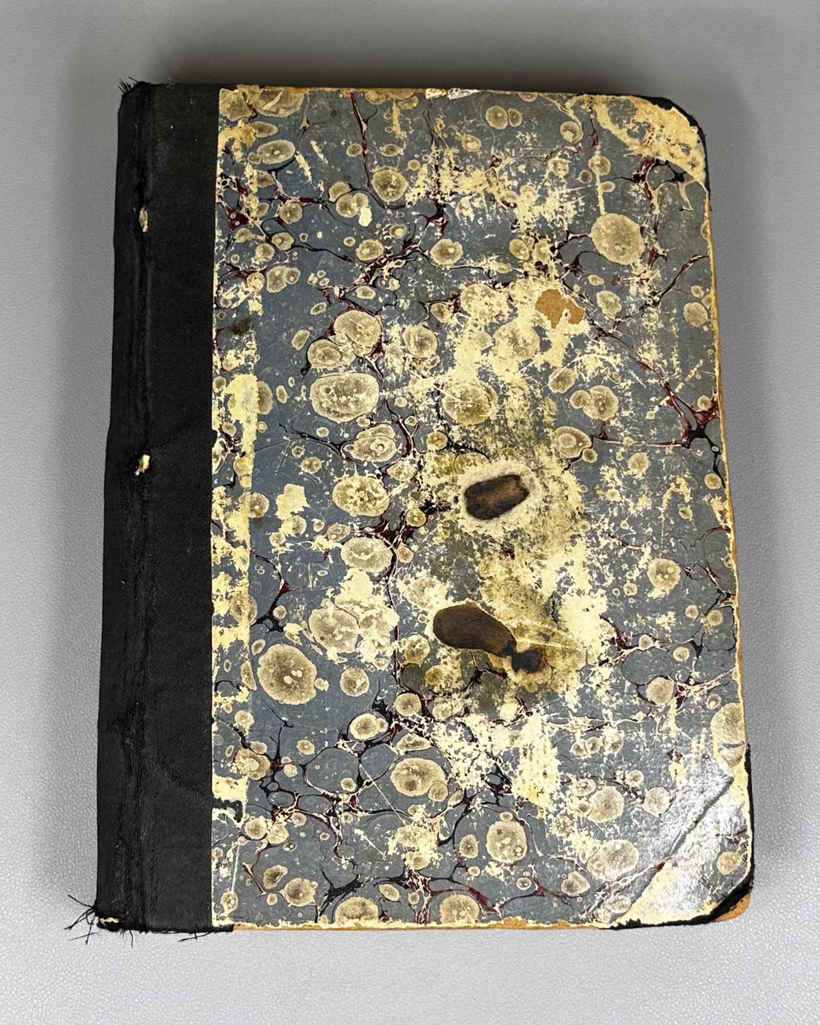 [First edition] Kalila and Dimna (Kilila da Damana). Translated from the Persian into Georgian by King Vakhtang VI. Tiflis, 1886 In Georgian.