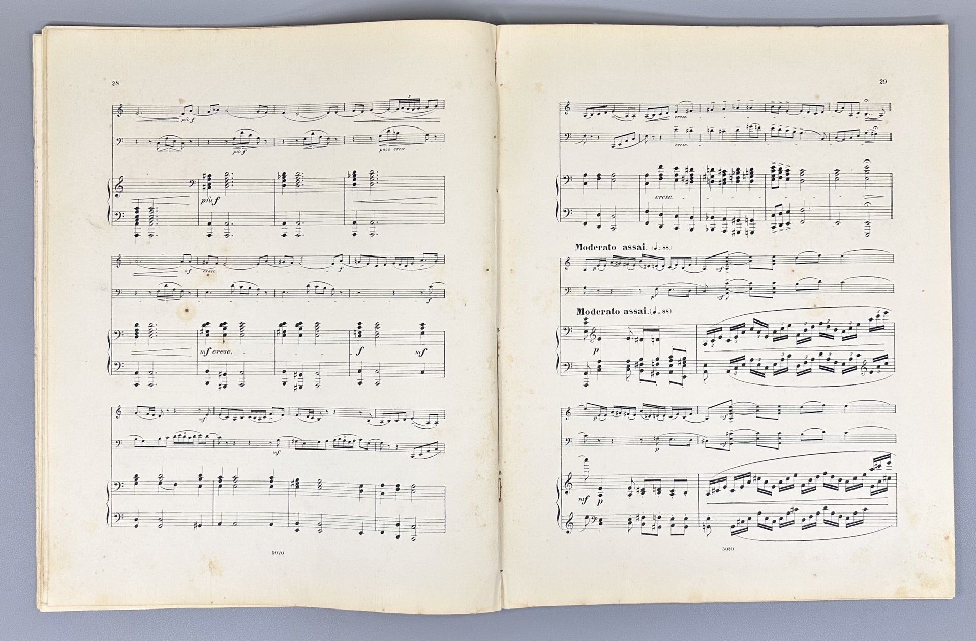 Tchaikovsky, P. I. Trio pour Piano, Violon et Violoncelle (Trio for Piano, Violin, and Cello). Op. 50, 1882. In French.