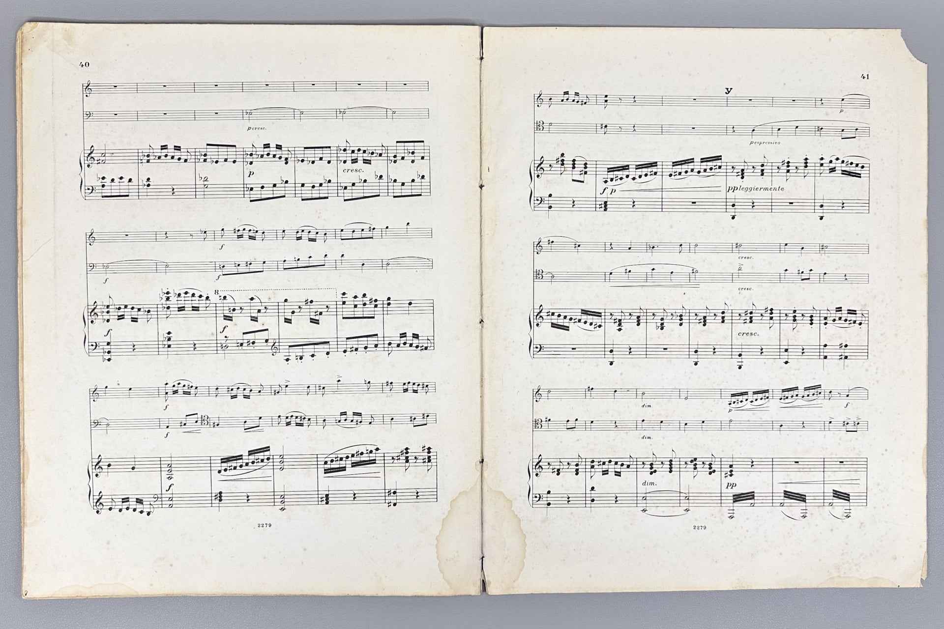 Ratchinsky, I. Trio (en La mineur) pour Piano, Violon et Violoncelle: Op. 8. Dedicated to Monsieur L. Célépy, 1894. In French.