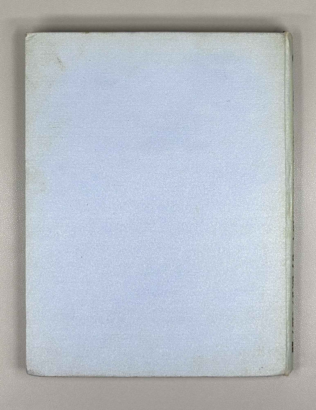 Anthology of Abkhaz Poetry (Aphkhazuri Poeziis Ant'ologia); foreword by Khukhuti Bgazhba. Tbilisi, 1957. In Georgian.