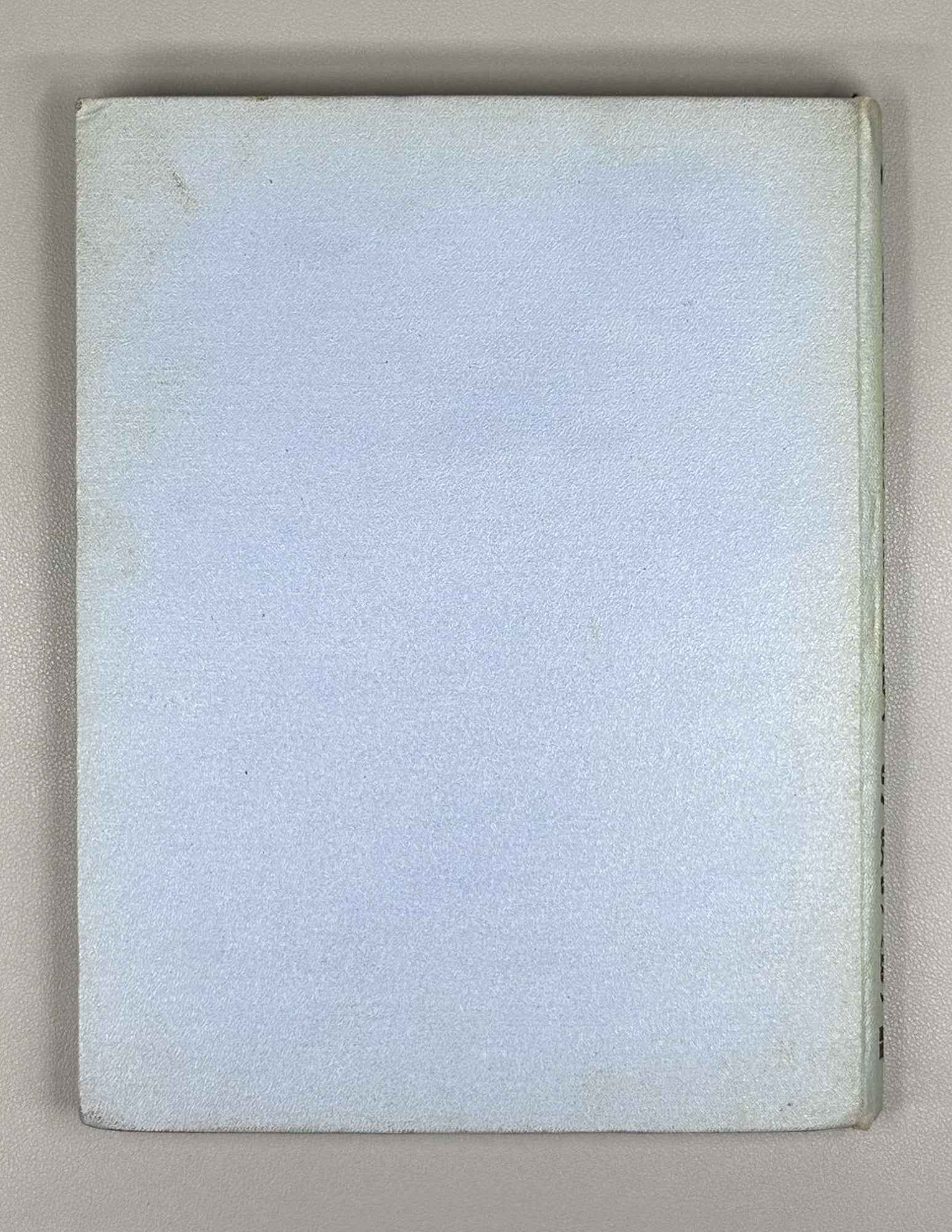 Anthology of Abkhaz Poetry (Aphkhazuri Poeziis Ant'ologia); foreword by Khukhuti Bgazhba. Tbilisi, 1957. In Georgian.