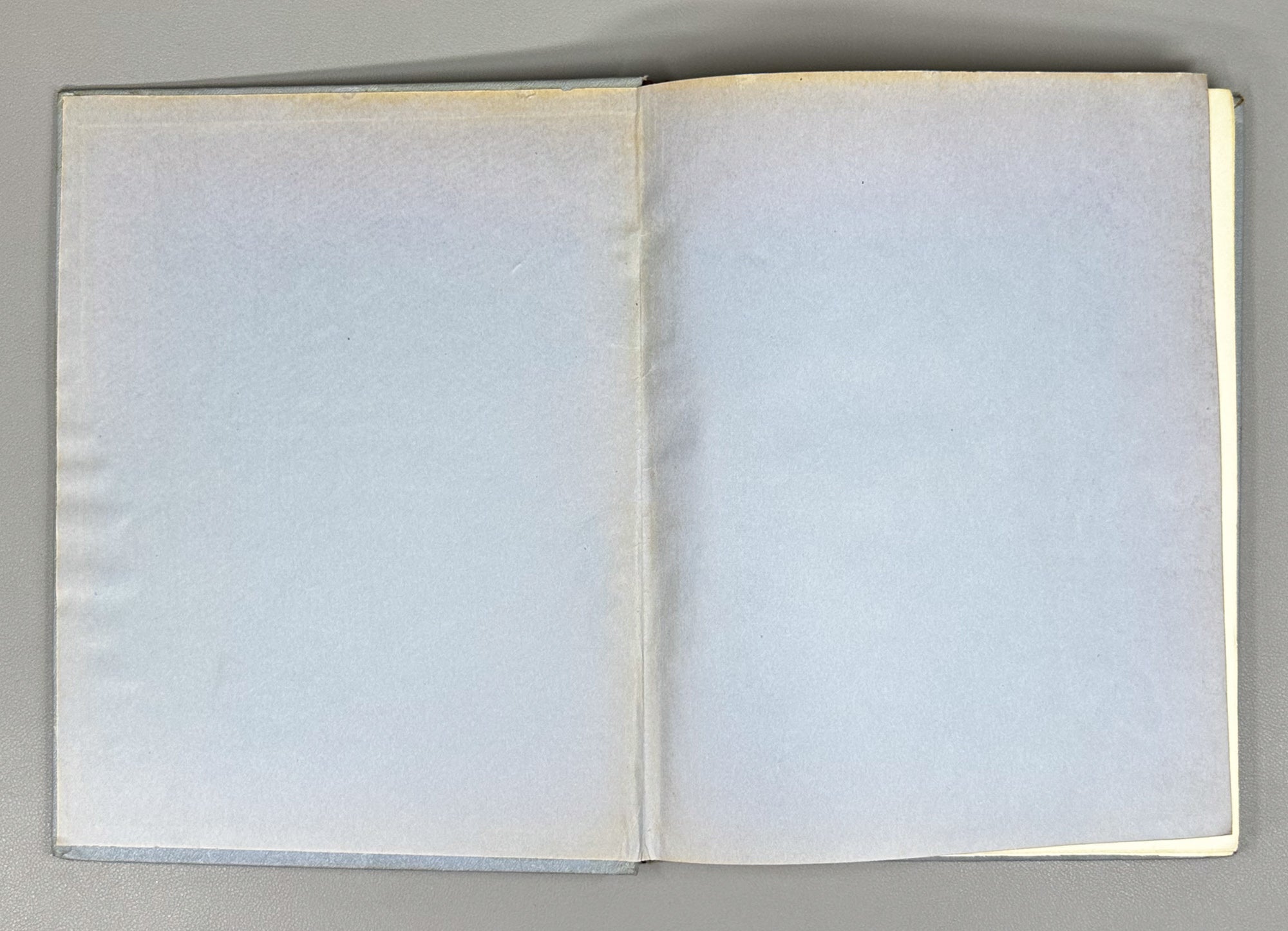 Anthology of Abkhaz Poetry (Aphkhazuri Poeziis Ant'ologia); foreword by Khukhuti Bgazhba. Tbilisi, 1957. In Georgian.