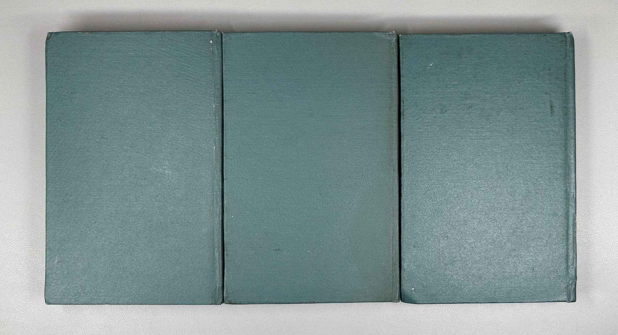 Tabidze, Titsian. Works in three volumes (Tkhzulebani). Vol. 1-3. Tbilisi, 1966. In Georgian.