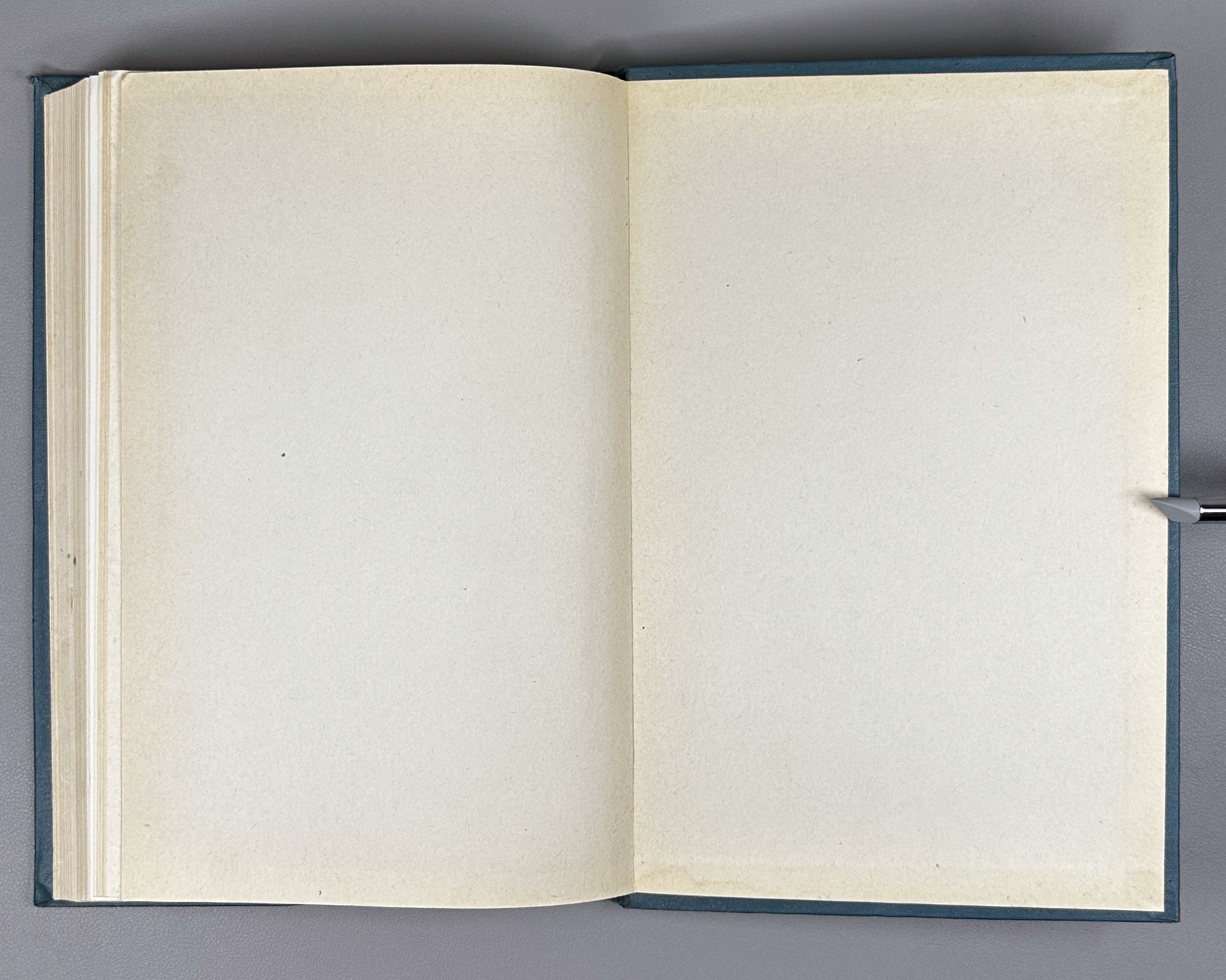 Chikobava, A. The Problem of the Simple Sentence in Georgian. Vol. 1: The Issue of the Subject-Object in Old Georgian, 1968. In Georgian.