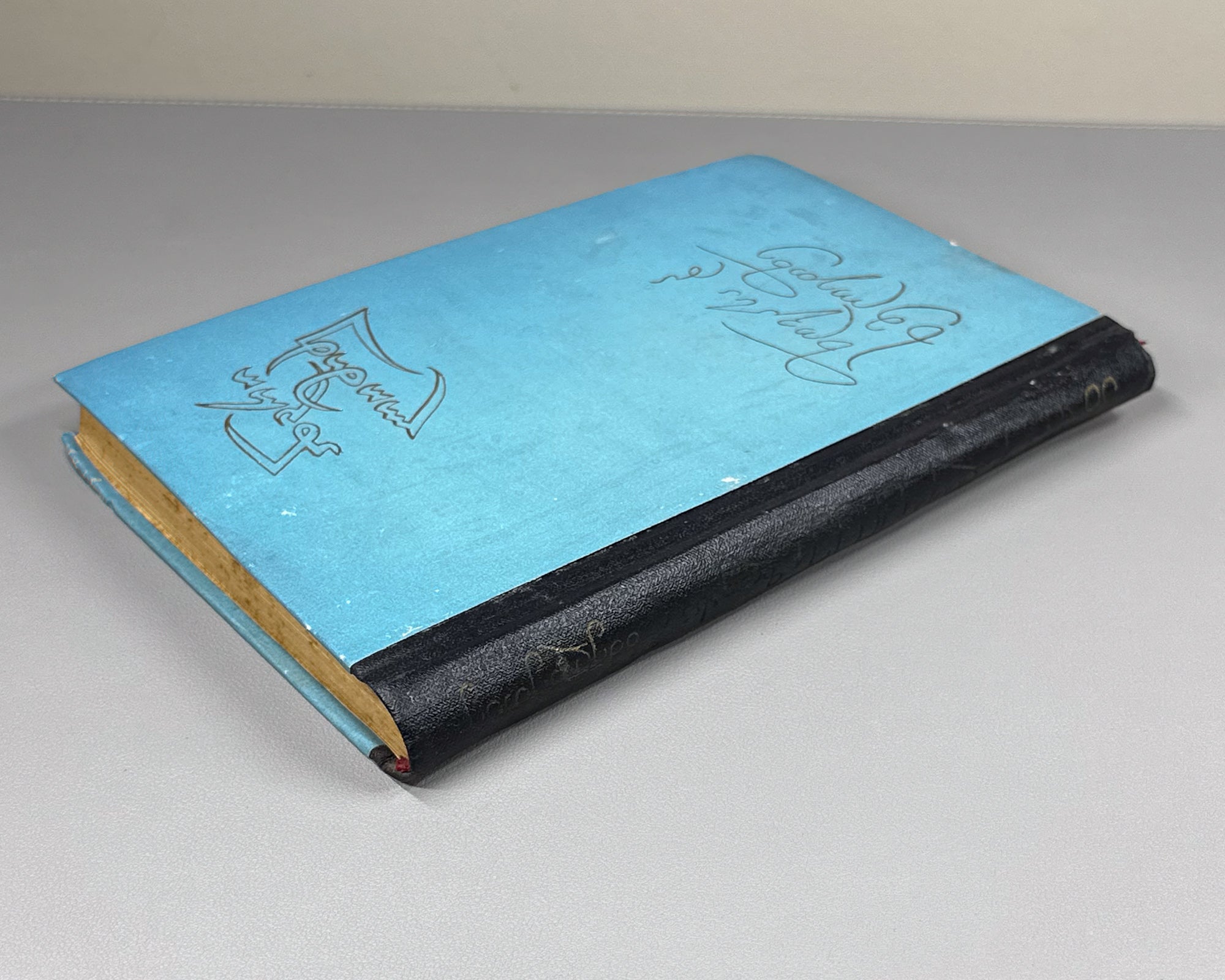 [Signed] Lomidze, Andro. On Sea and on Land: Novellas (Zghvasa da khmeletze). 1958. In Georgian.