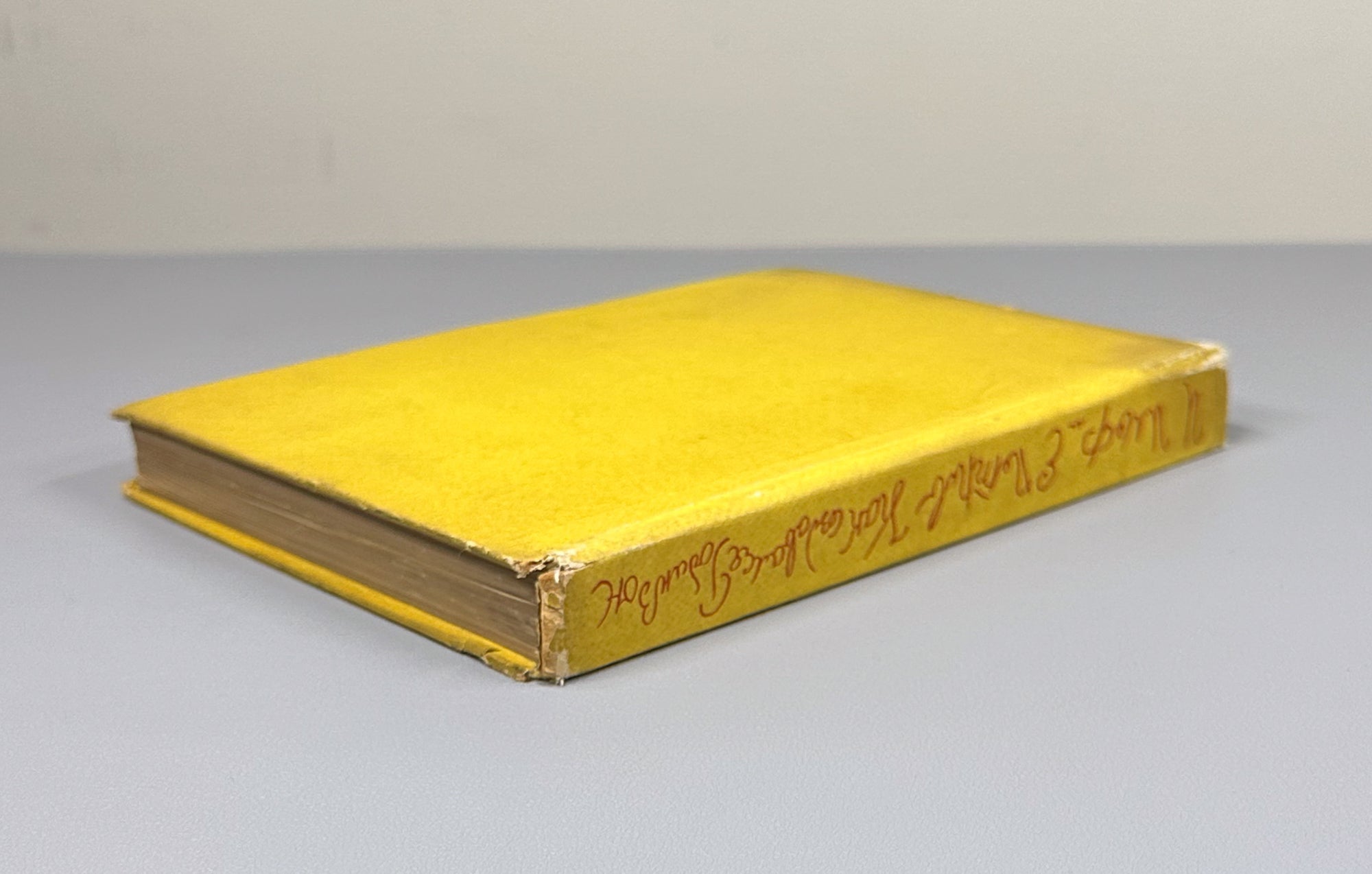 [First complete edition.] Ilf, I., Petrov, E. How Robinson Was Created (Kak sozdavalsya Robinzon). Illustrated by Vl. Kozlinsky, 1933. In Russian.