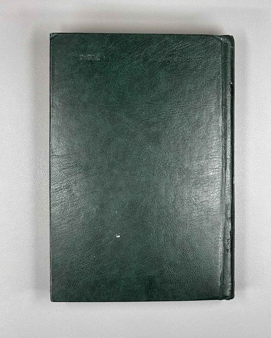 [Signed] Ibragimbekov, R. Waking Up with a Smile (Prosnuvshis s ulybkoy). Novellas and Stories. Illustrated by Elchin Mamedov. Baku, 1985. In Russian.